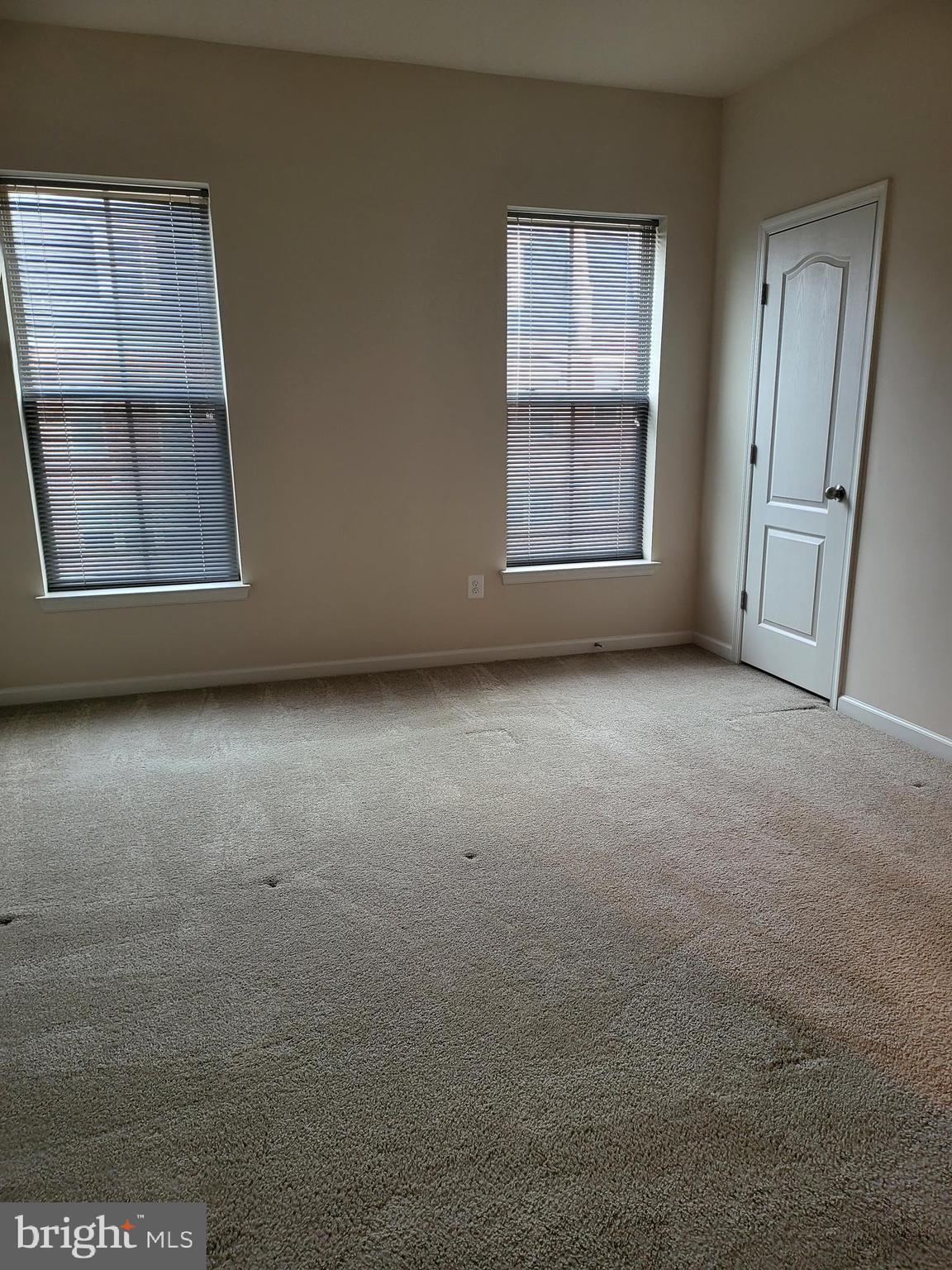 POTOMAC OVERLOOK CONDO - Residential