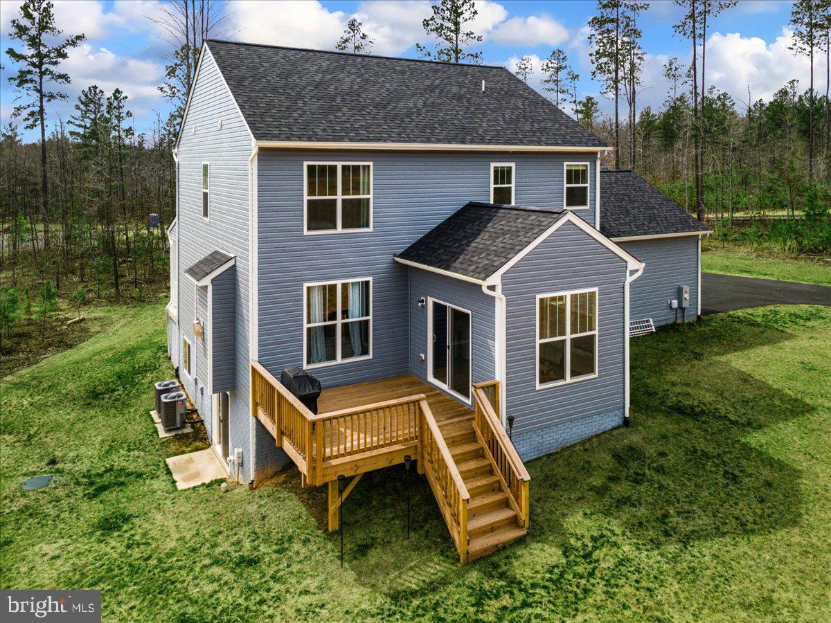 ESTATES OF BUCKINGHAM - Residential