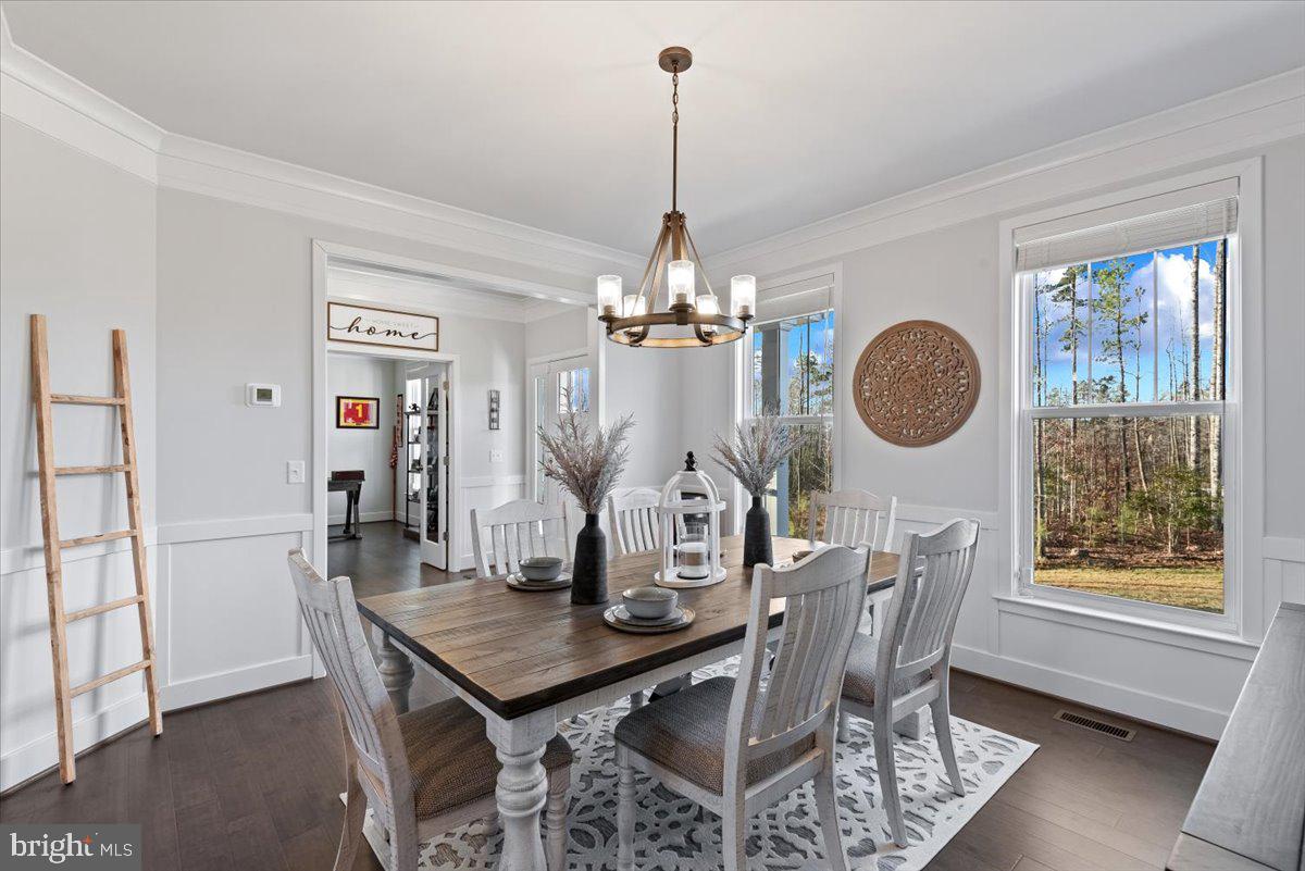 ESTATES OF BUCKINGHAM - Residential