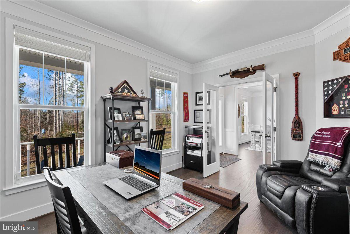 ESTATES OF BUCKINGHAM - Residential