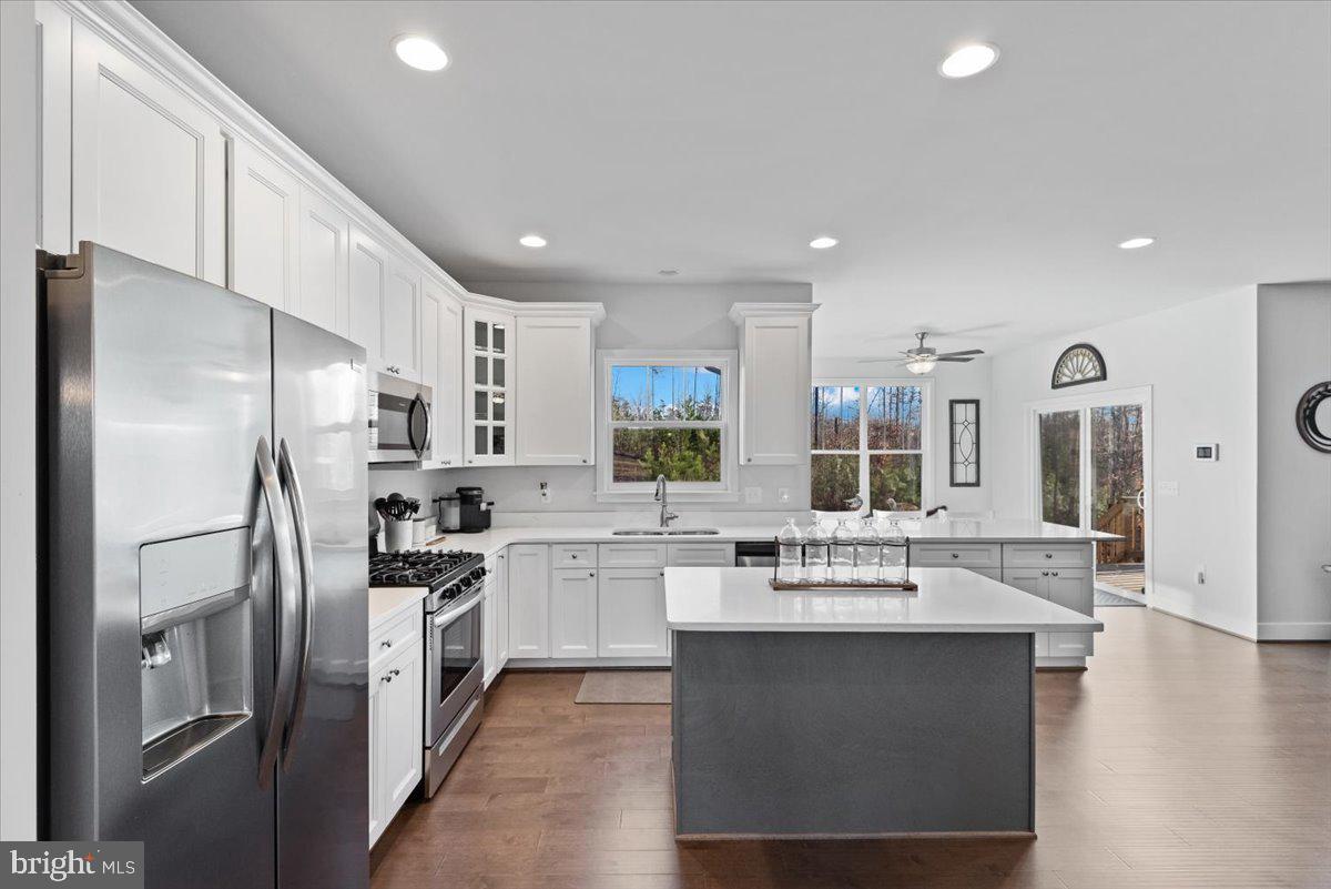 ESTATES OF BUCKINGHAM - Residential