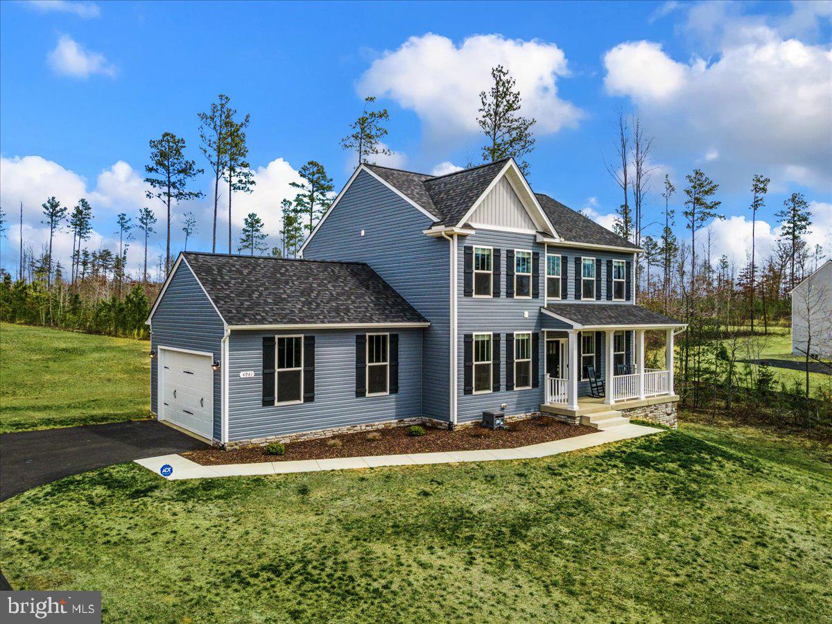 ESTATES OF BUCKINGHAM - Residential