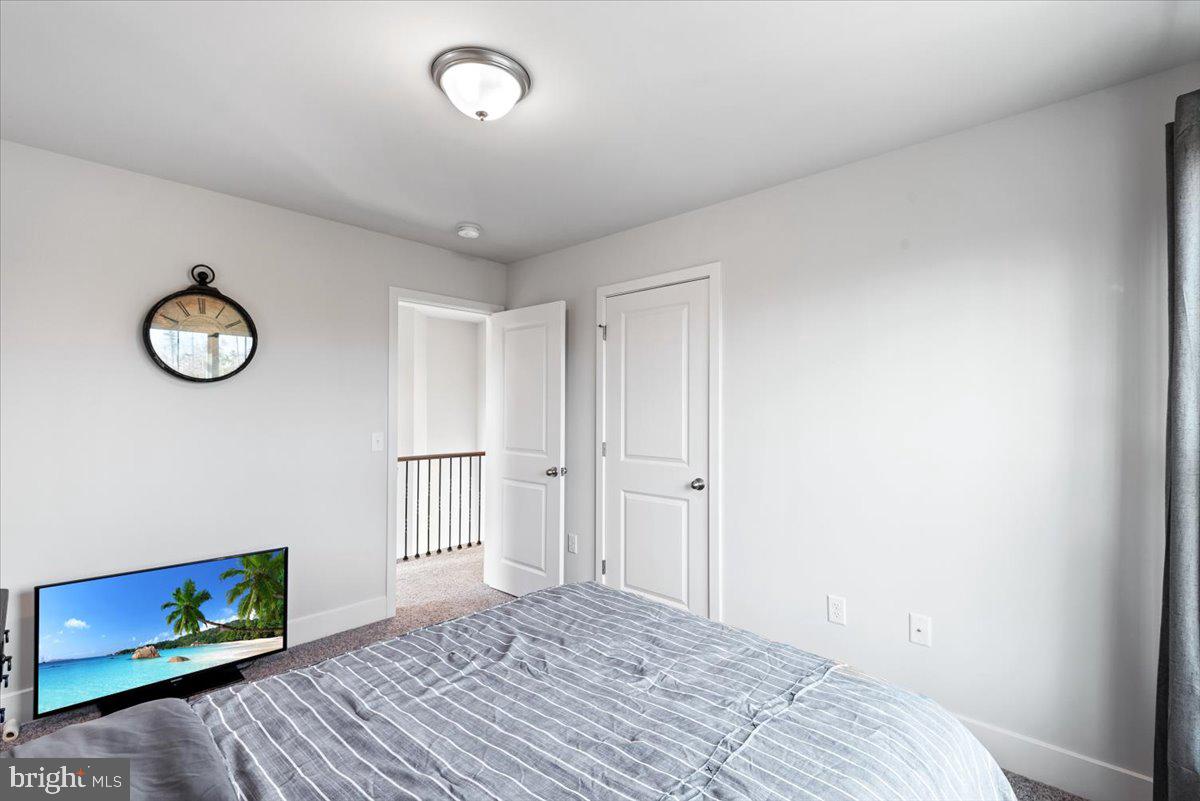 ESTATES OF BUCKINGHAM - Residential