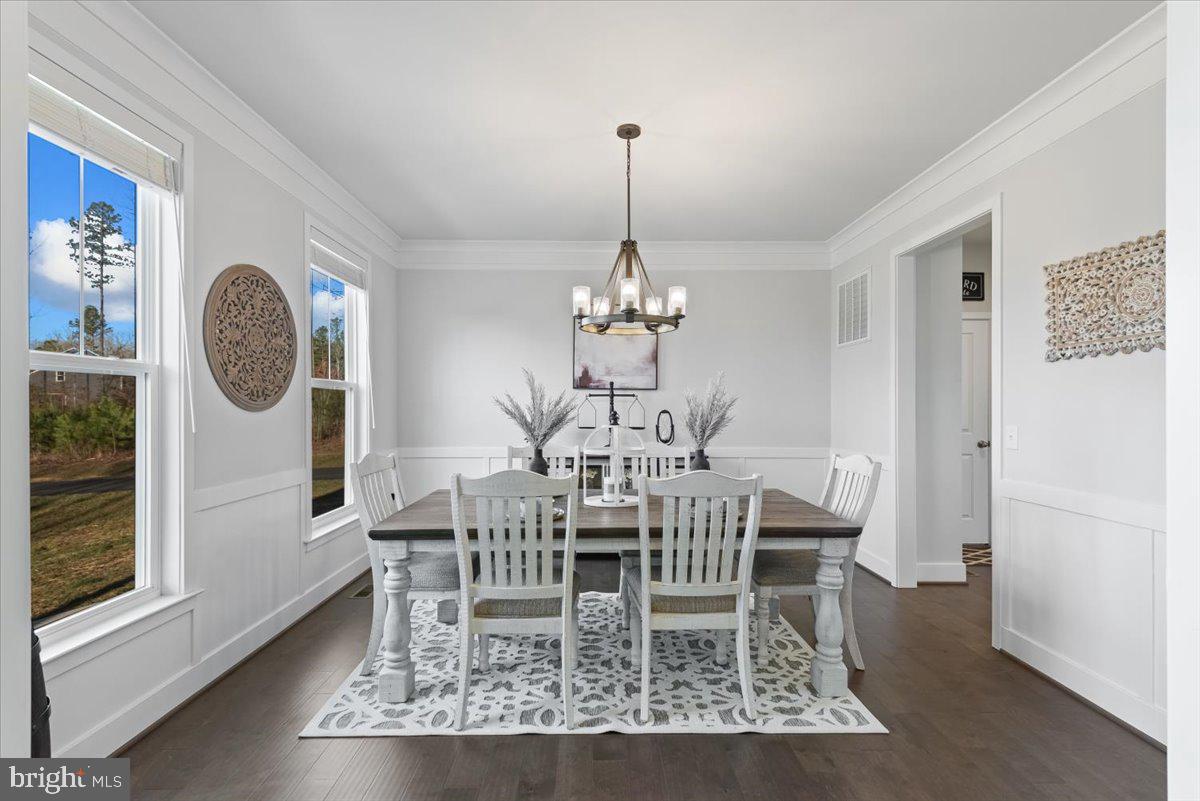 ESTATES OF BUCKINGHAM - Residential