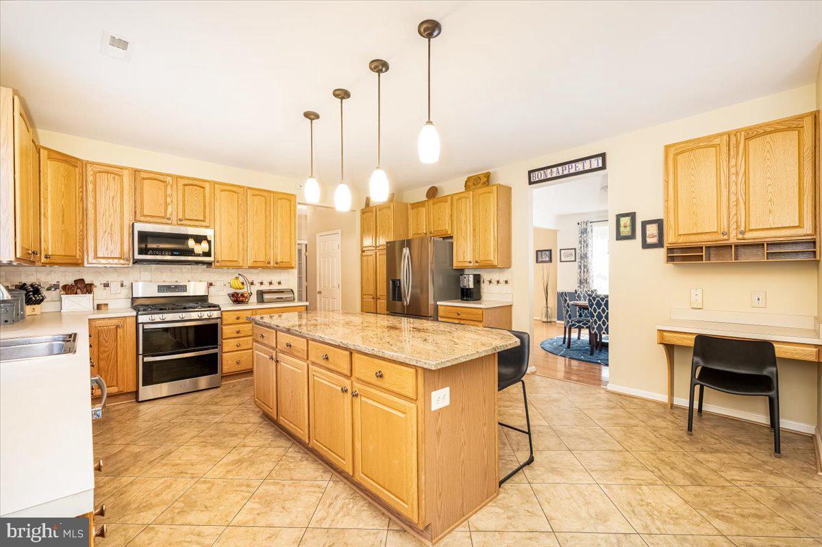 WINDING RIDGE - Residential