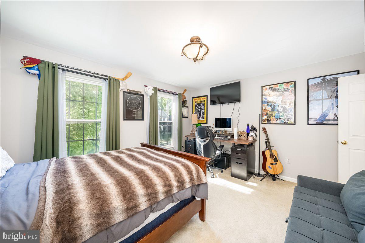 WINDING RIDGE - Residential