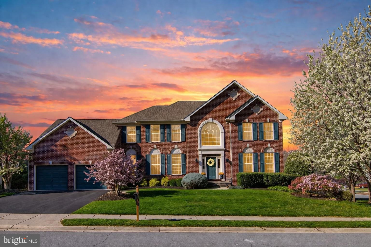 WINDING RIDGE - Residential
