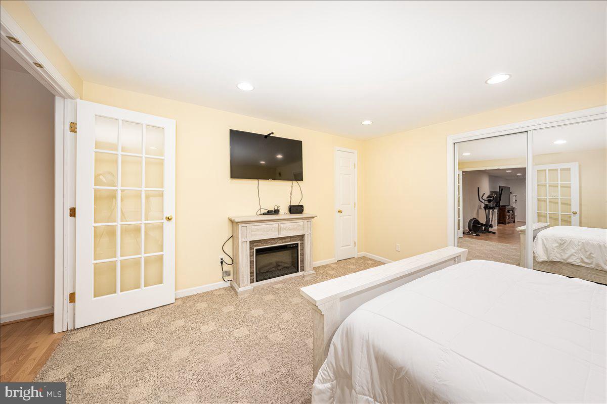WINDING RIDGE - Residential