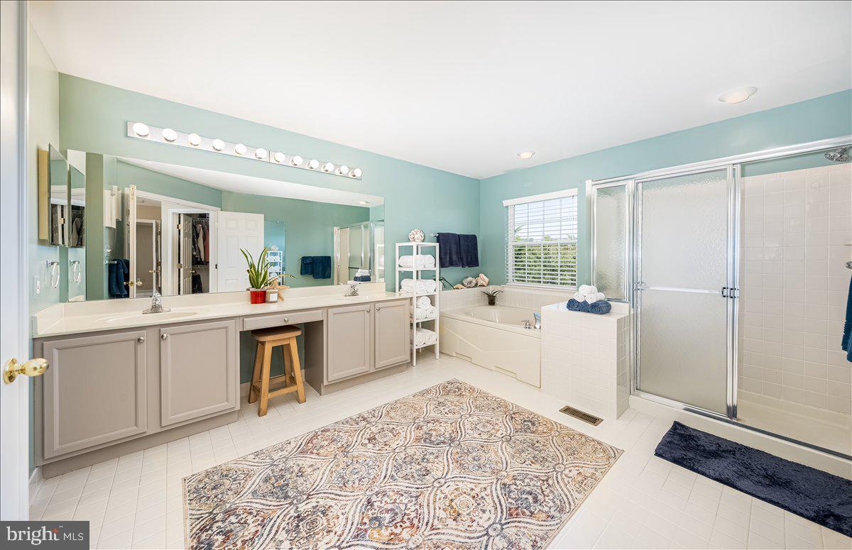 WINDING RIDGE - Residential