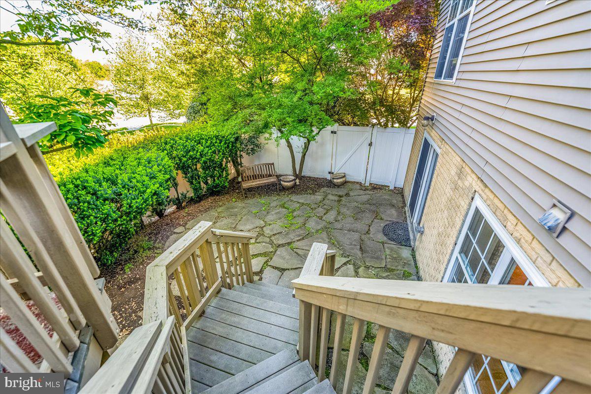 WINDING RIDGE - Residential