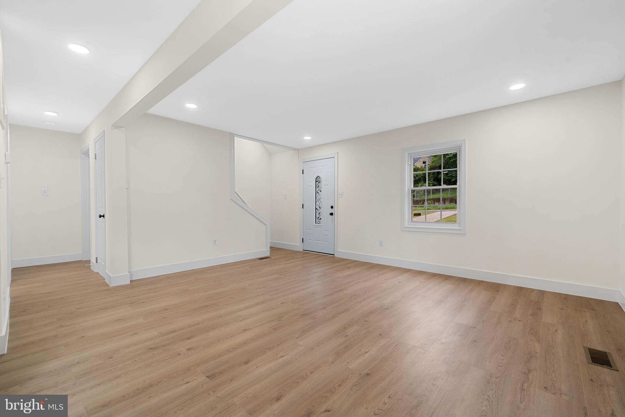 2316 FORT DRIVE