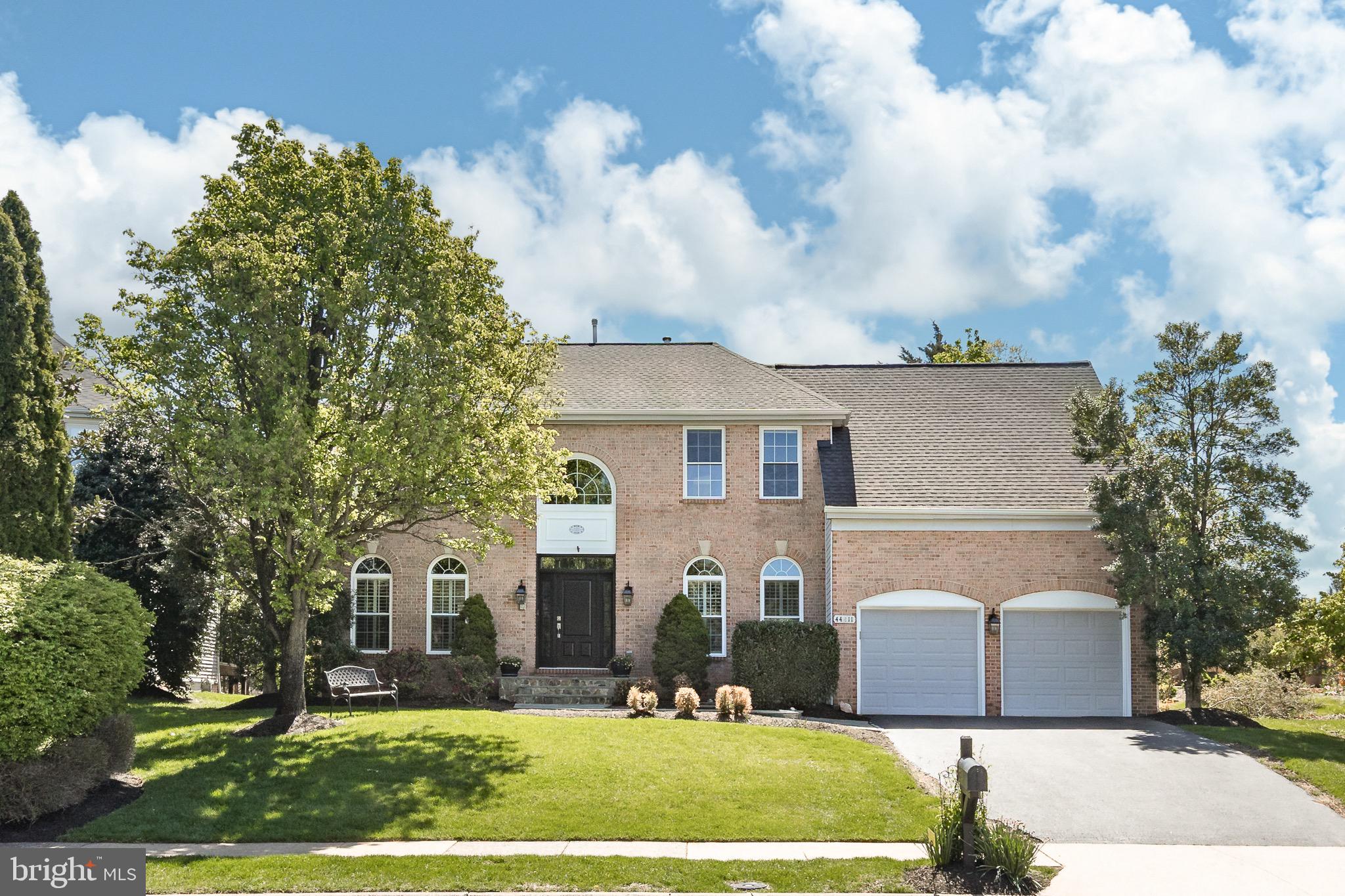 ASHBURN VILLAGE - Residential