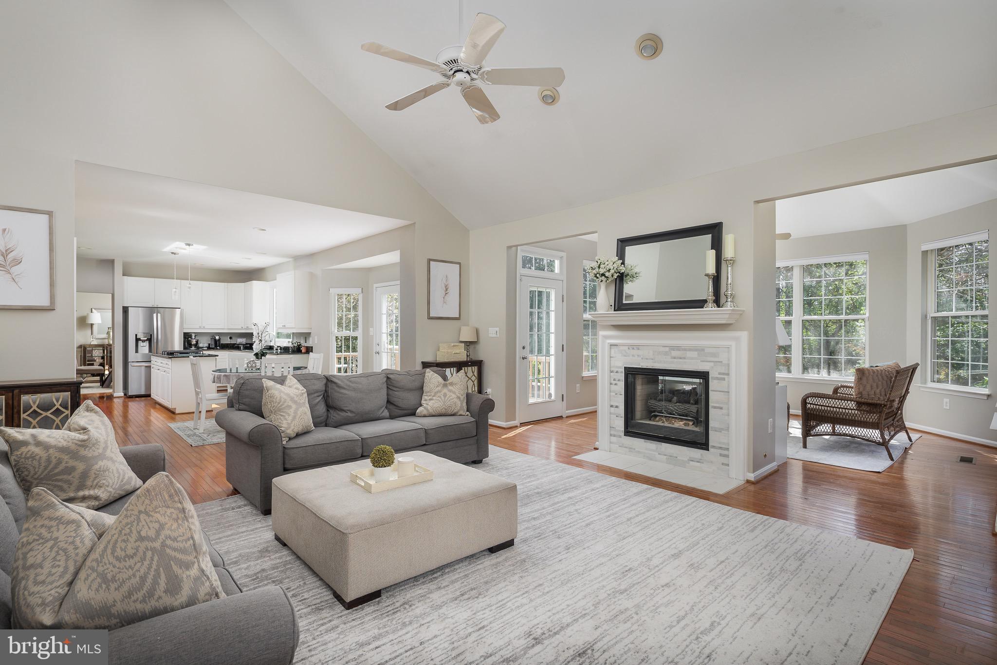 ASHBURN VILLAGE - Residential