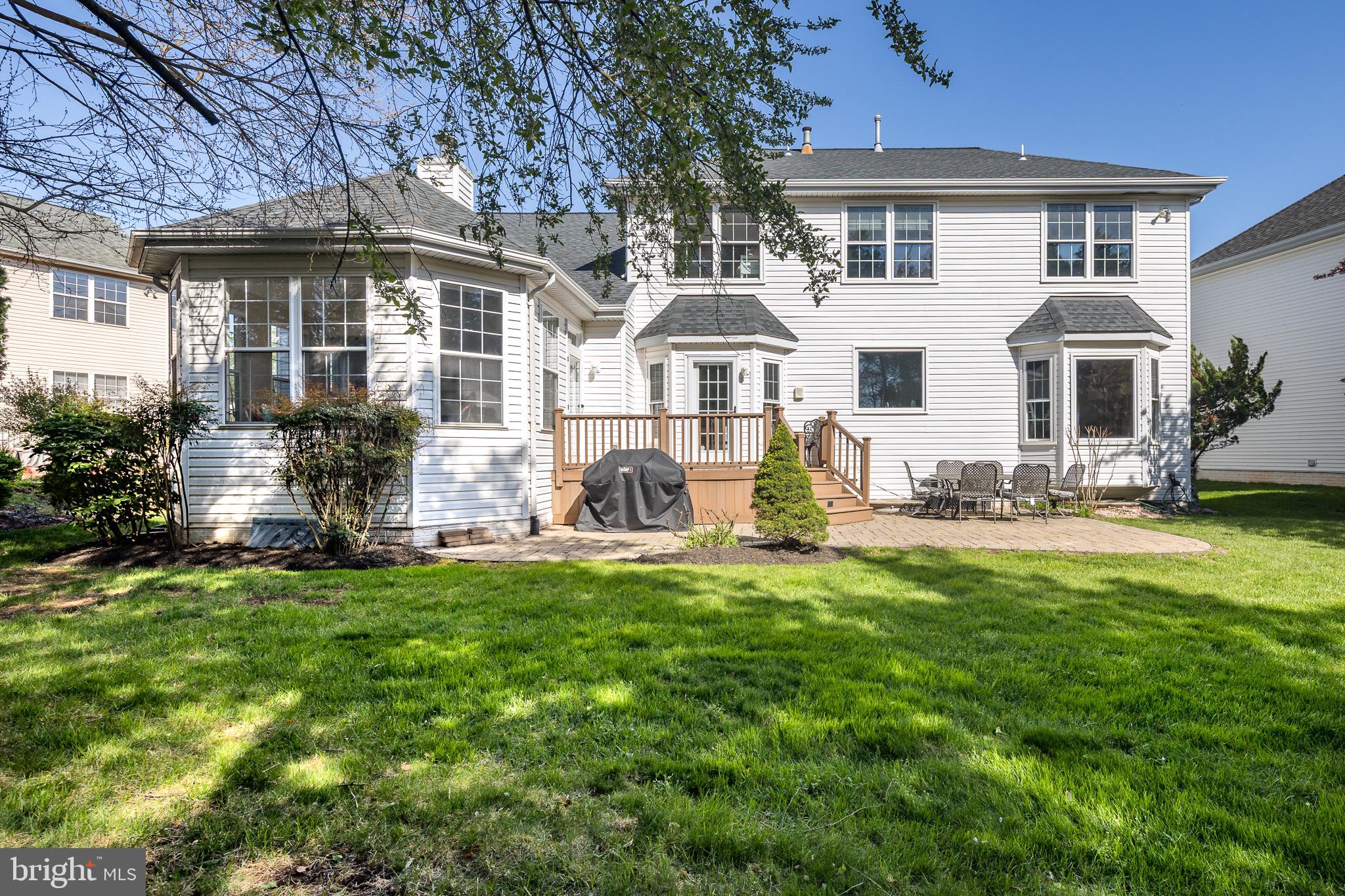 ASHBURN VILLAGE - Residential