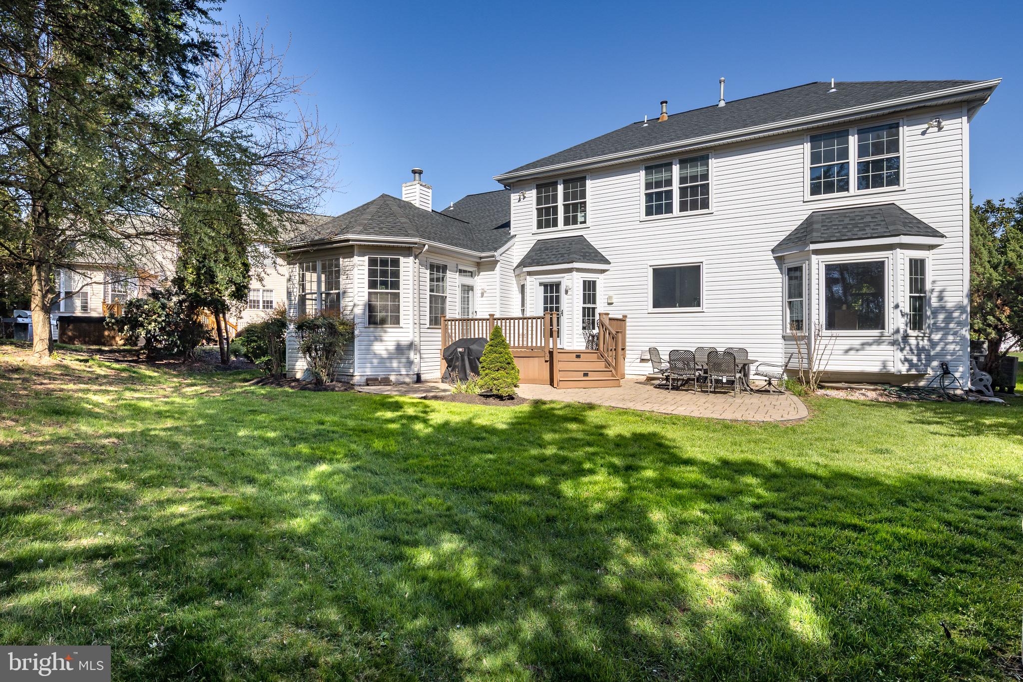 ASHBURN VILLAGE - Residential