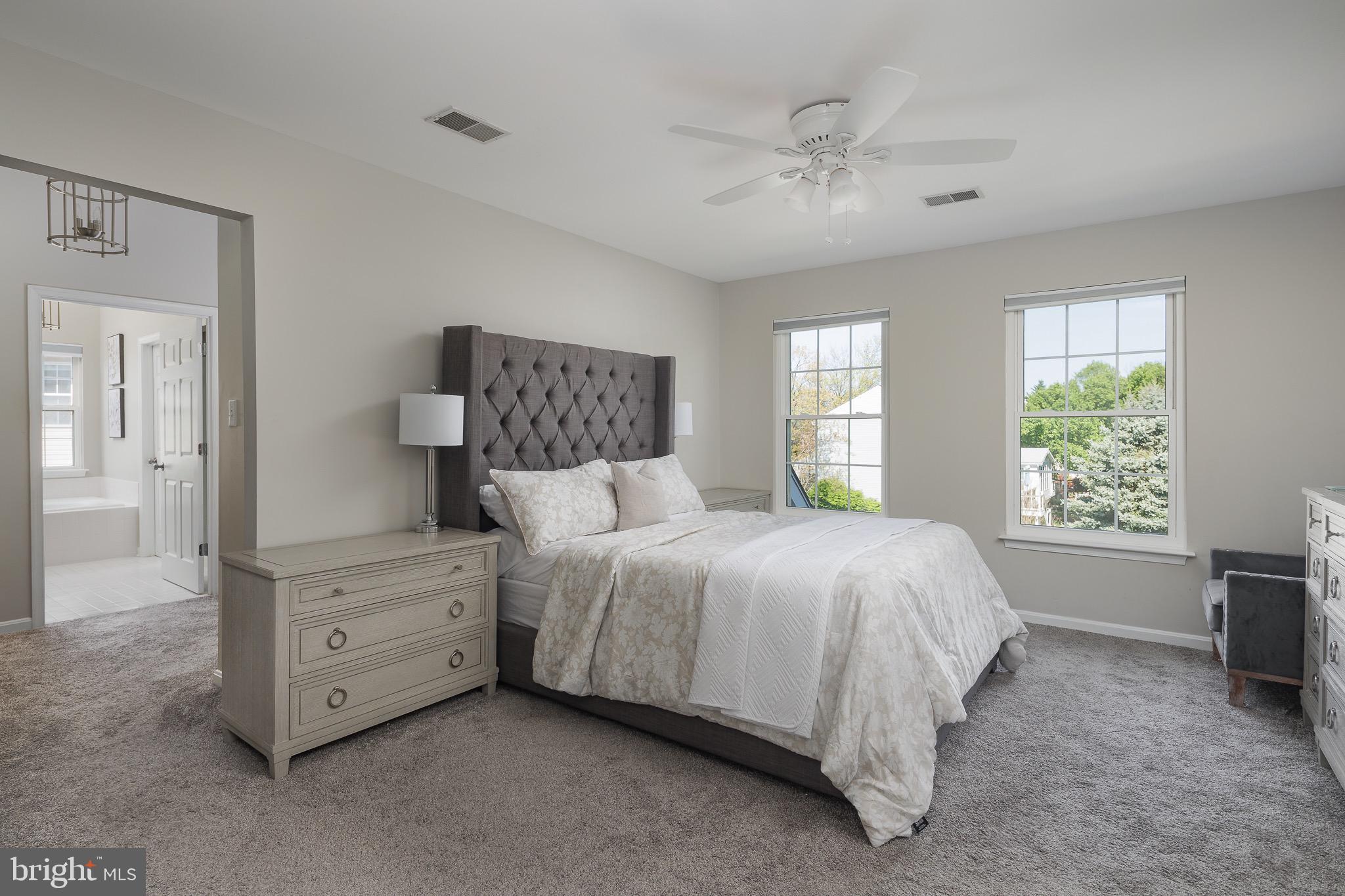 ASHBURN VILLAGE - Residential