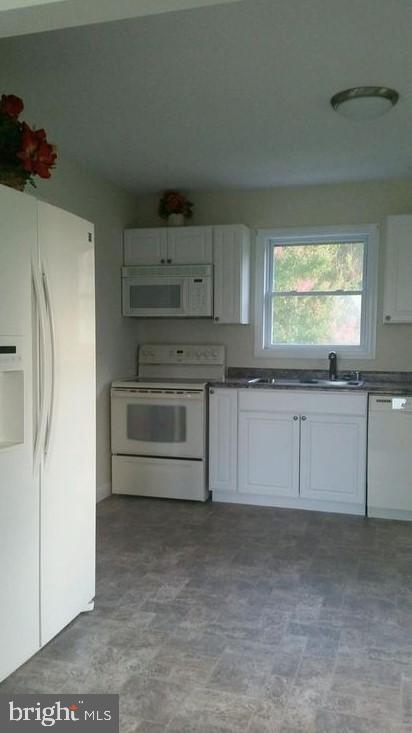 KENT ISLAND ESTATES - Residential Lease