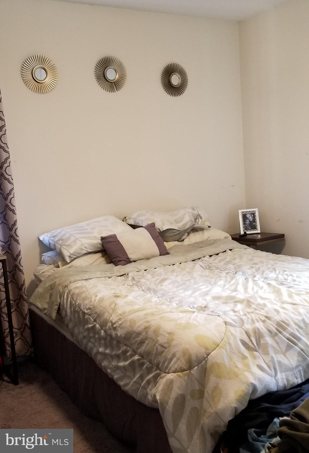 KENT ISLAND ESTATES - Residential Lease