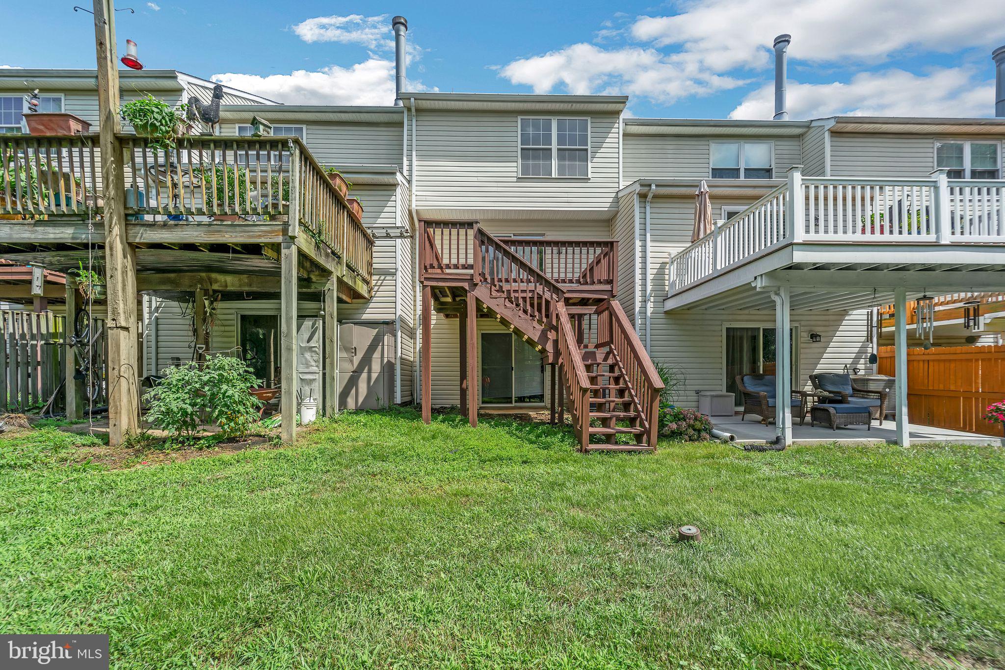 RIVERSIDE - Residential