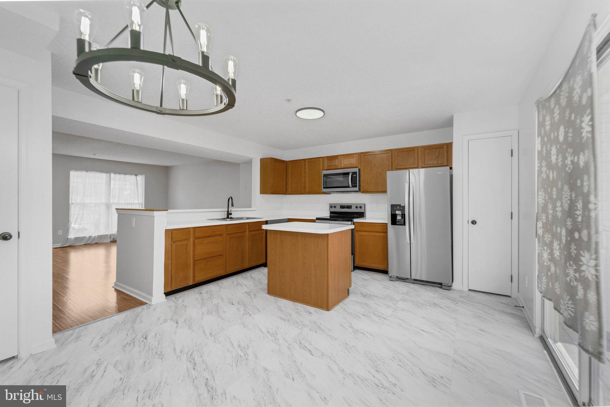 RIVERSIDE - Residential