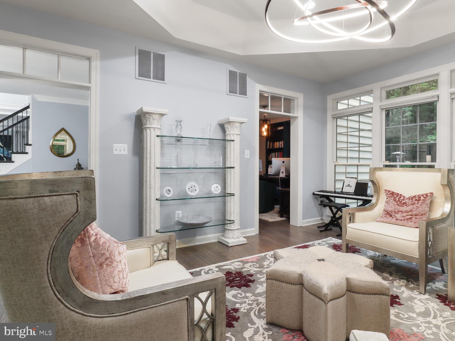 ESTATES AT ROSELAND - Residential