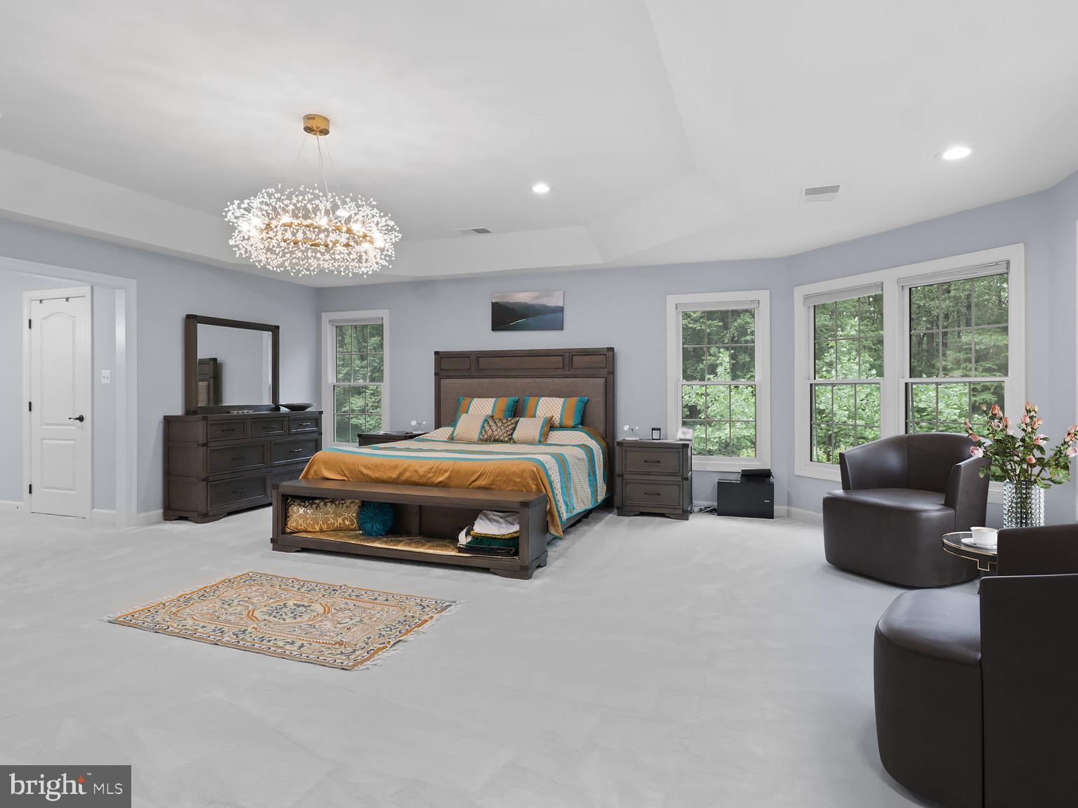 ESTATES AT ROSELAND - Residential