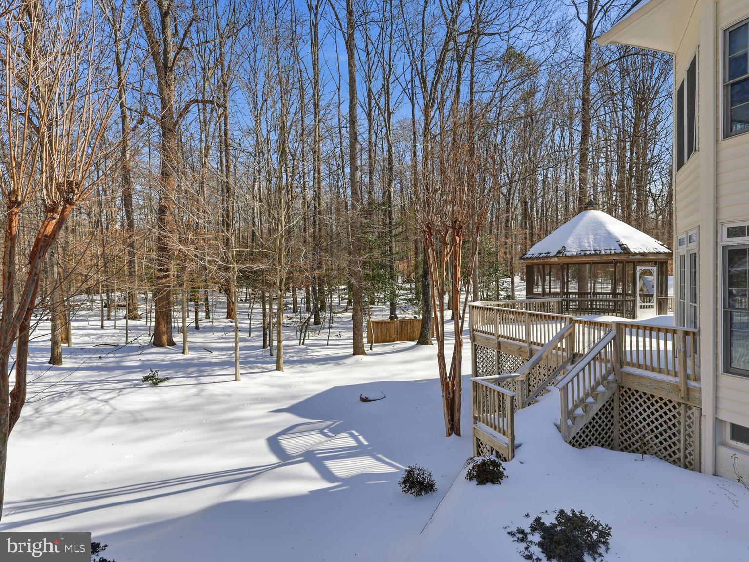 ESTATES AT ROSELAND - Residential