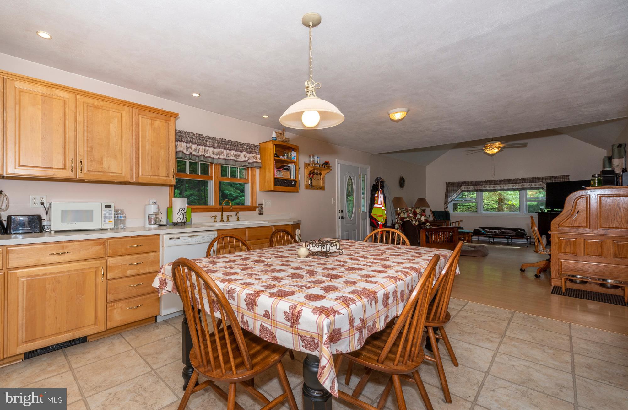 LAKE WYNONAH - Residential