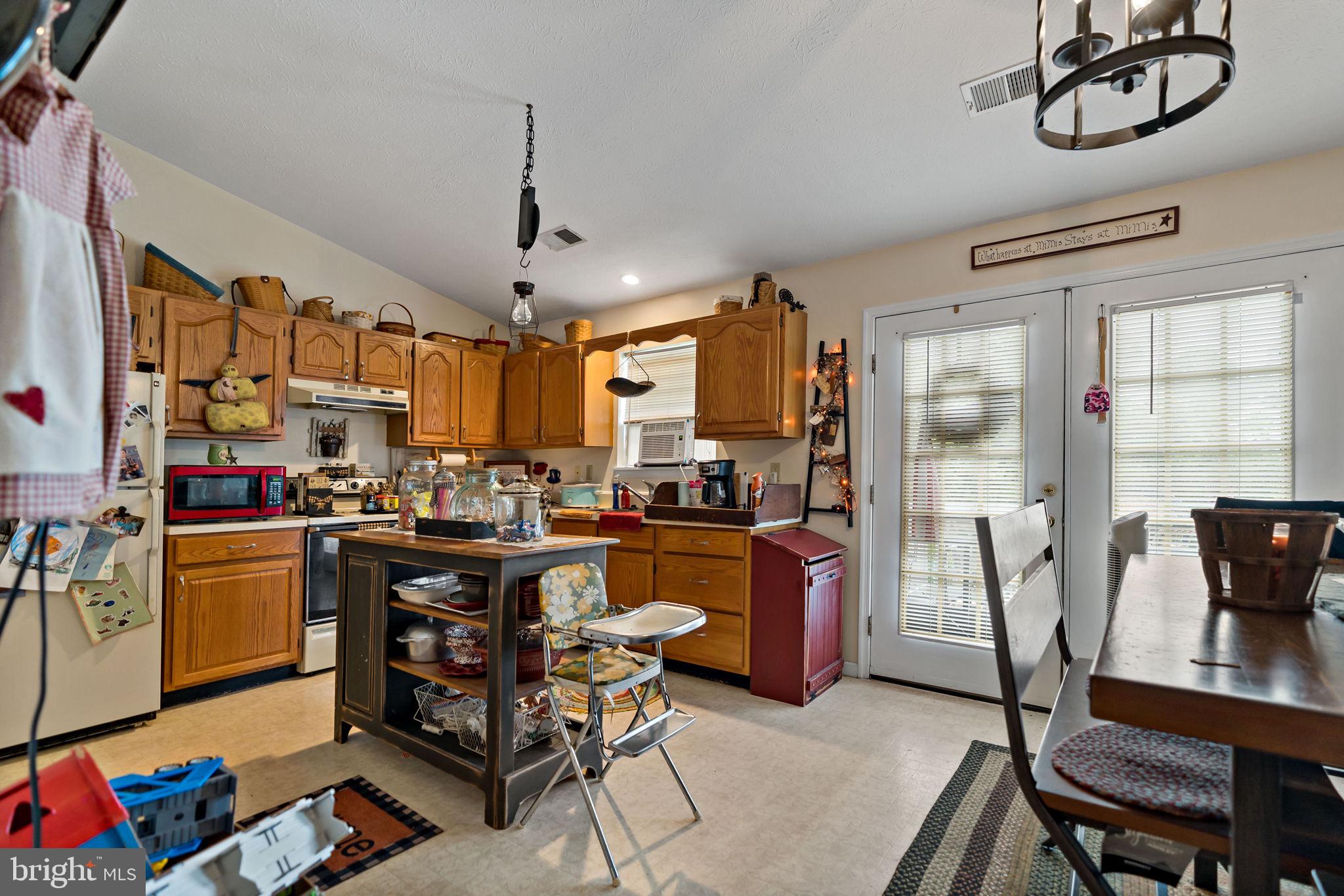 WILDFLOWER CREEK ESTATES - Residential