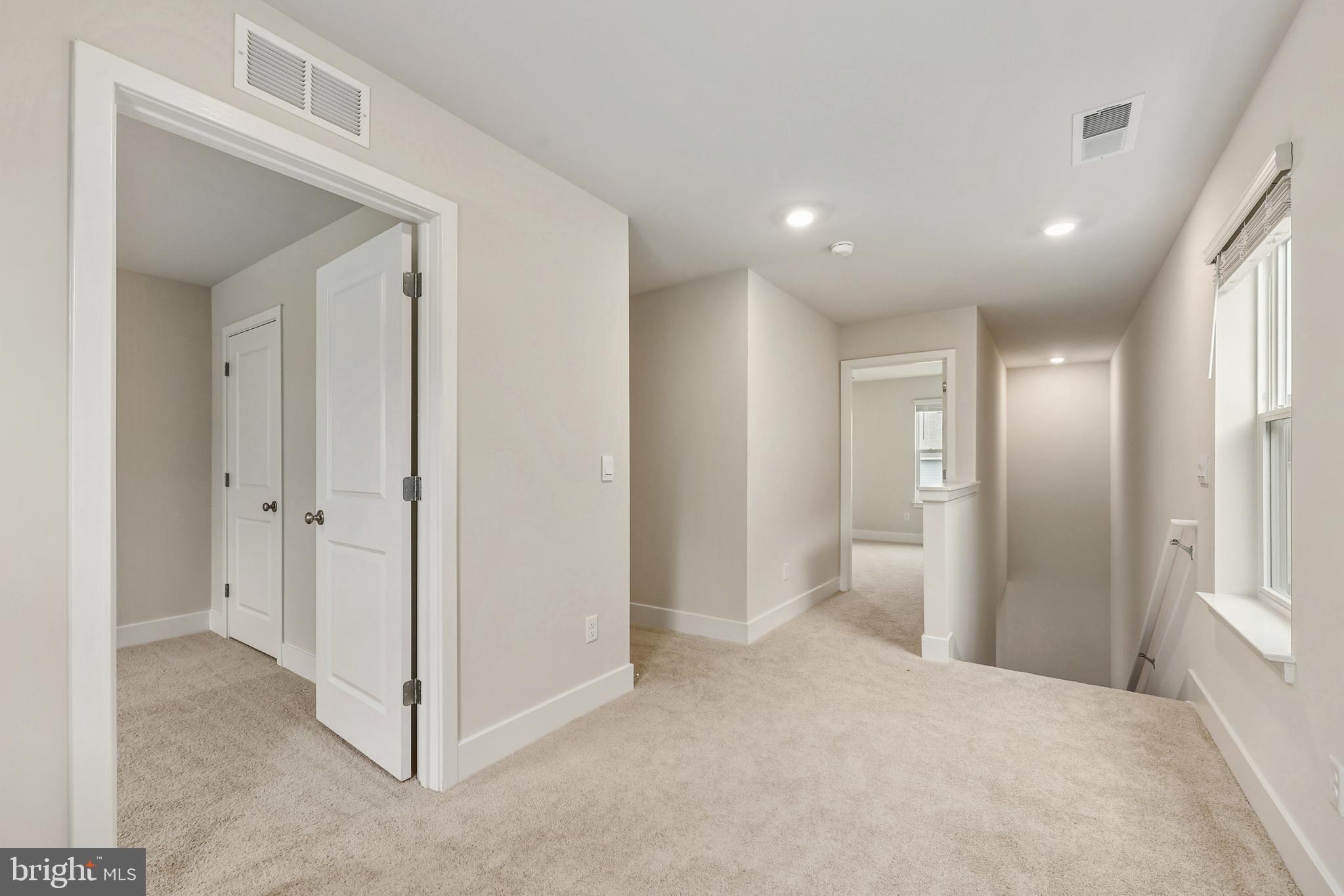 RETREAT AT WINDING CREEK - Residential Lease