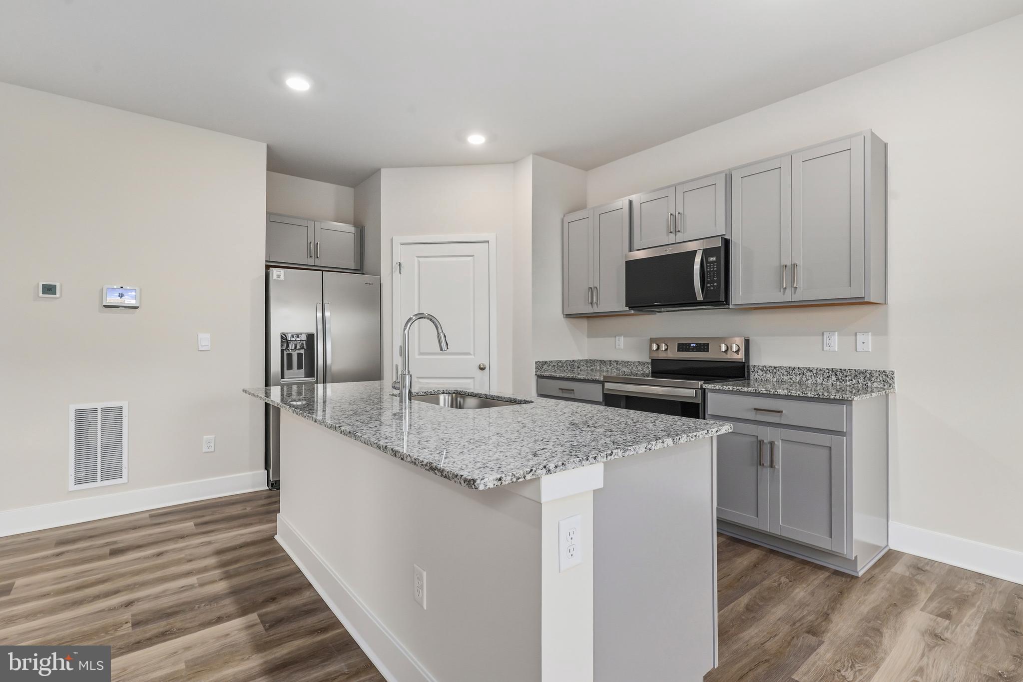 RETREAT AT WINDING CREEK - Residential Lease