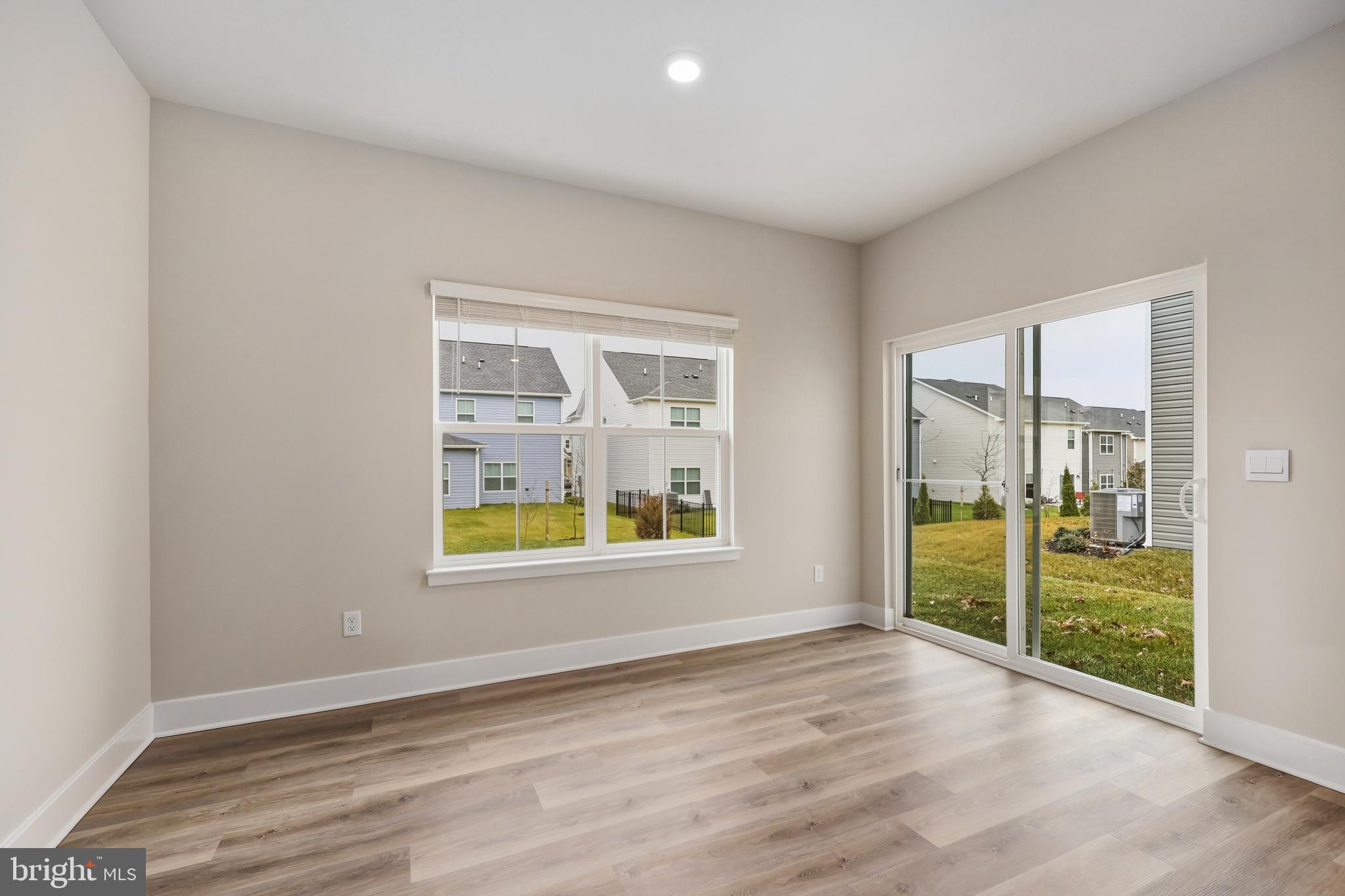 RETREAT AT WINDING CREEK - Residential Lease