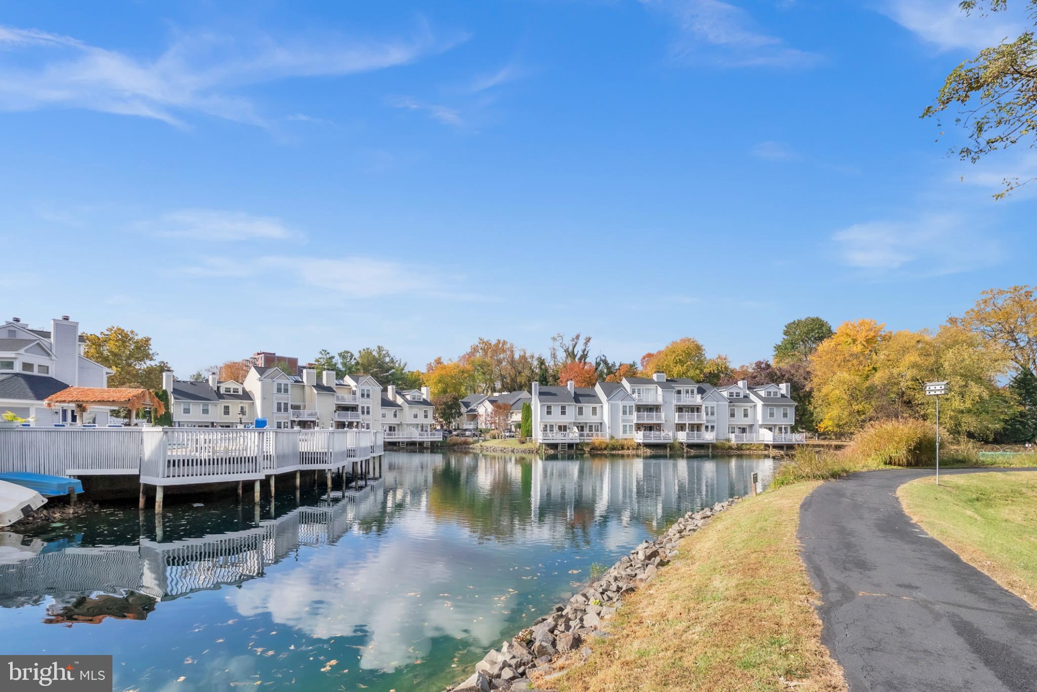 3379 LAKESIDE VIEW DRIVE