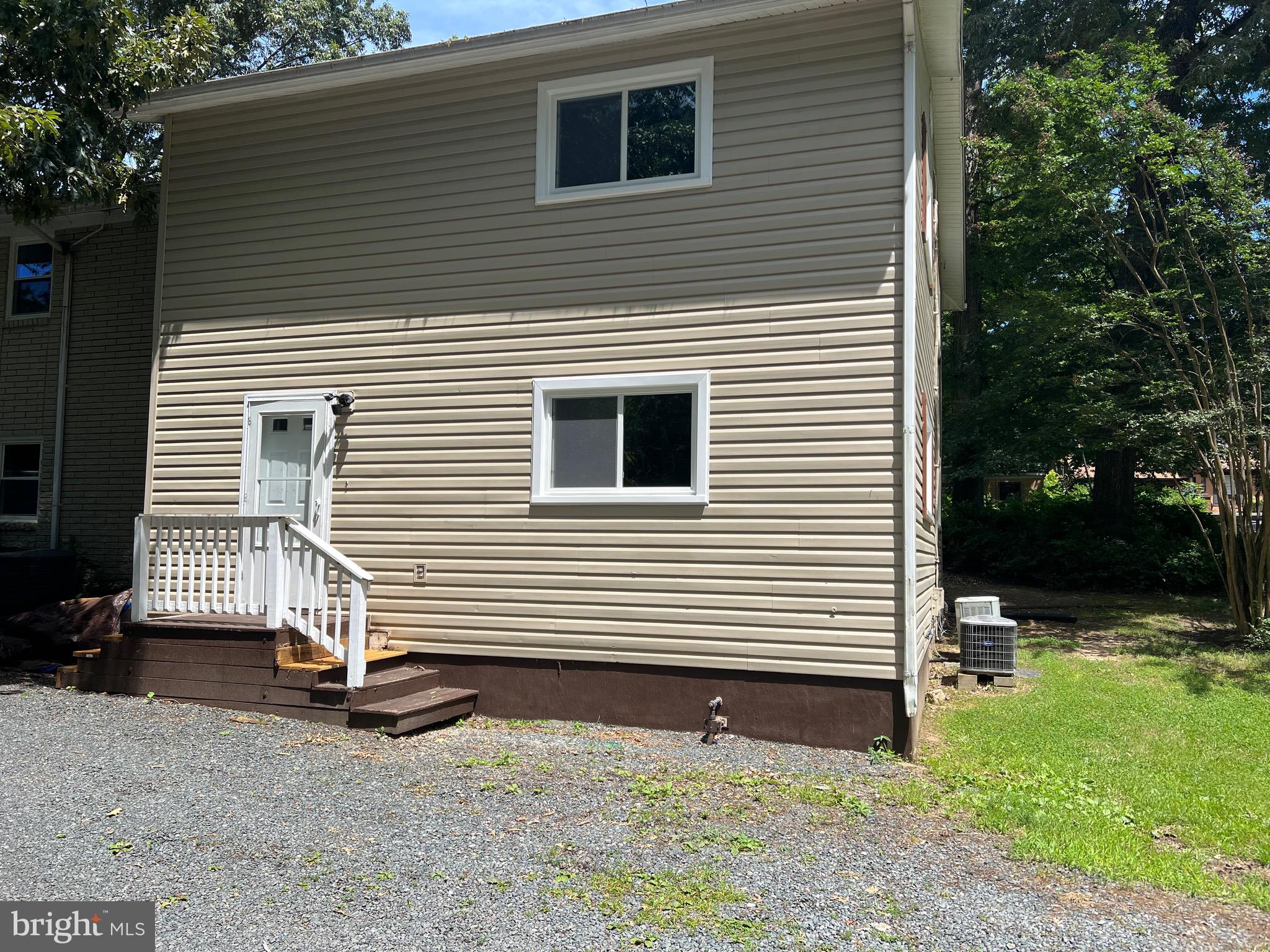 GRAHAM PARK SHORES - Residential Lease