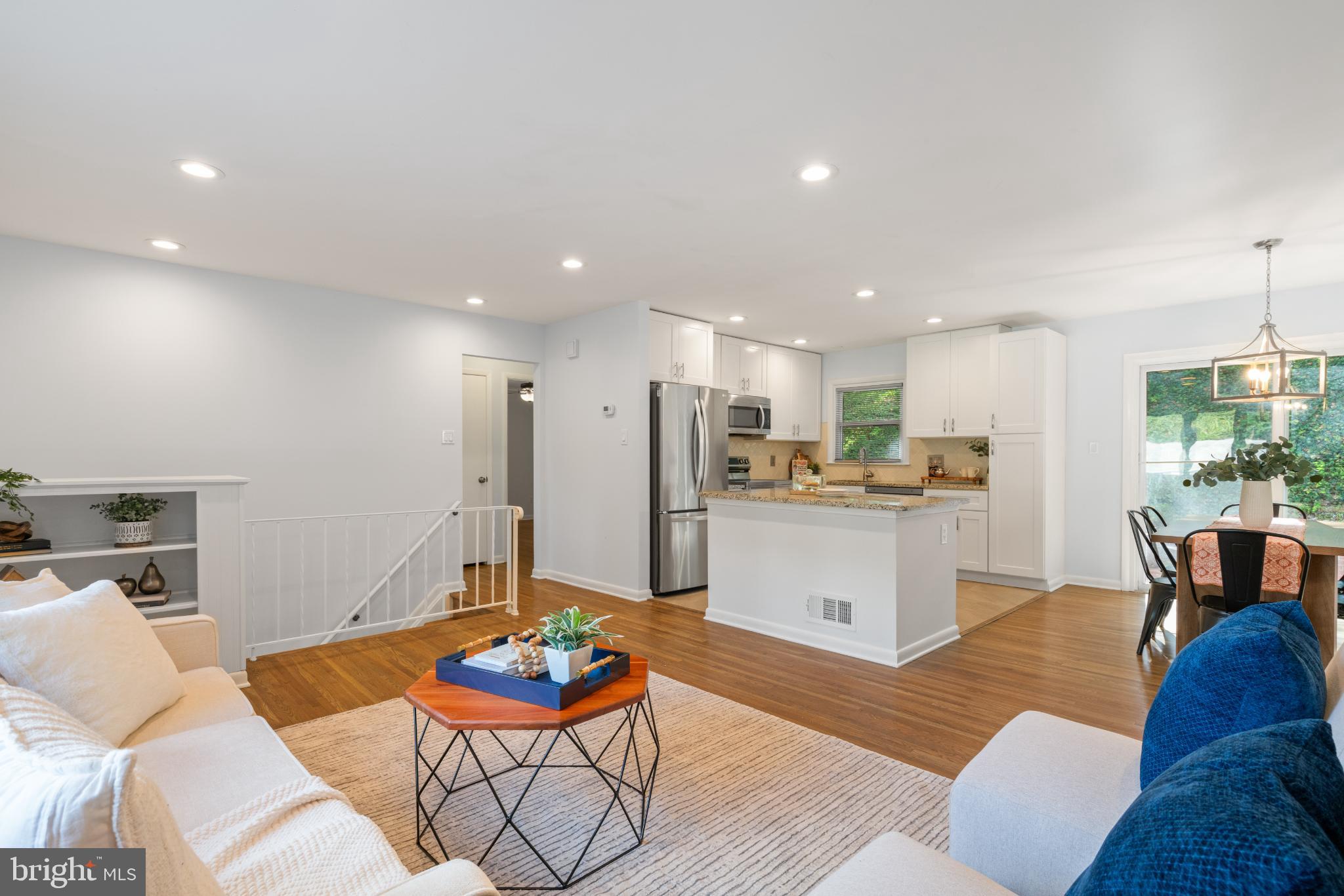 ROLLING VALLEY - Residential