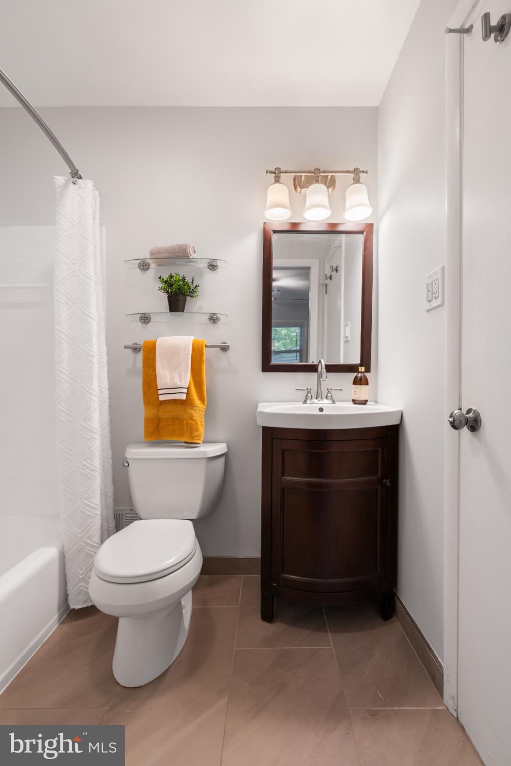 ROLLING VALLEY - Residential