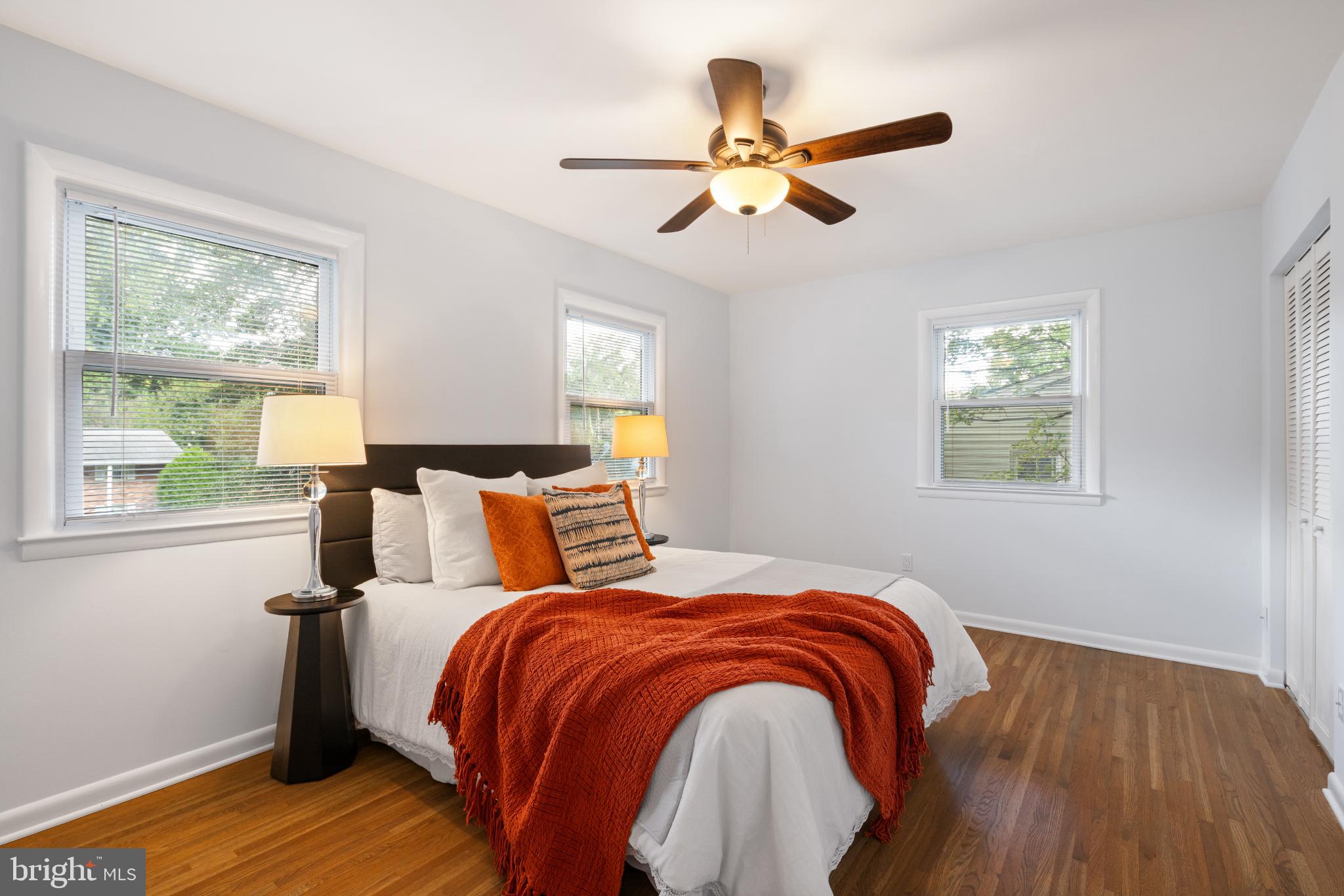 ROLLING VALLEY - Residential