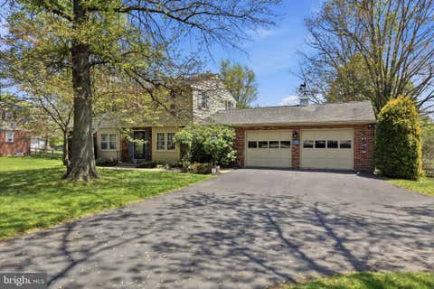 Homes For Sale - 17 Derstine Road<br/> Montgomery County, HATFIELD, PA 19440