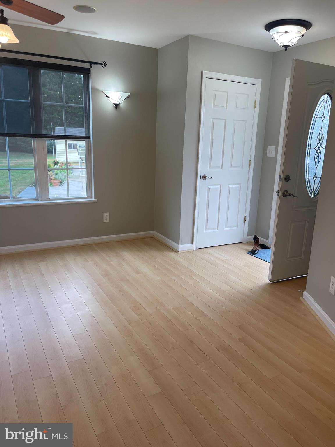 DEEP LANDING ESTATES - Residential Lease