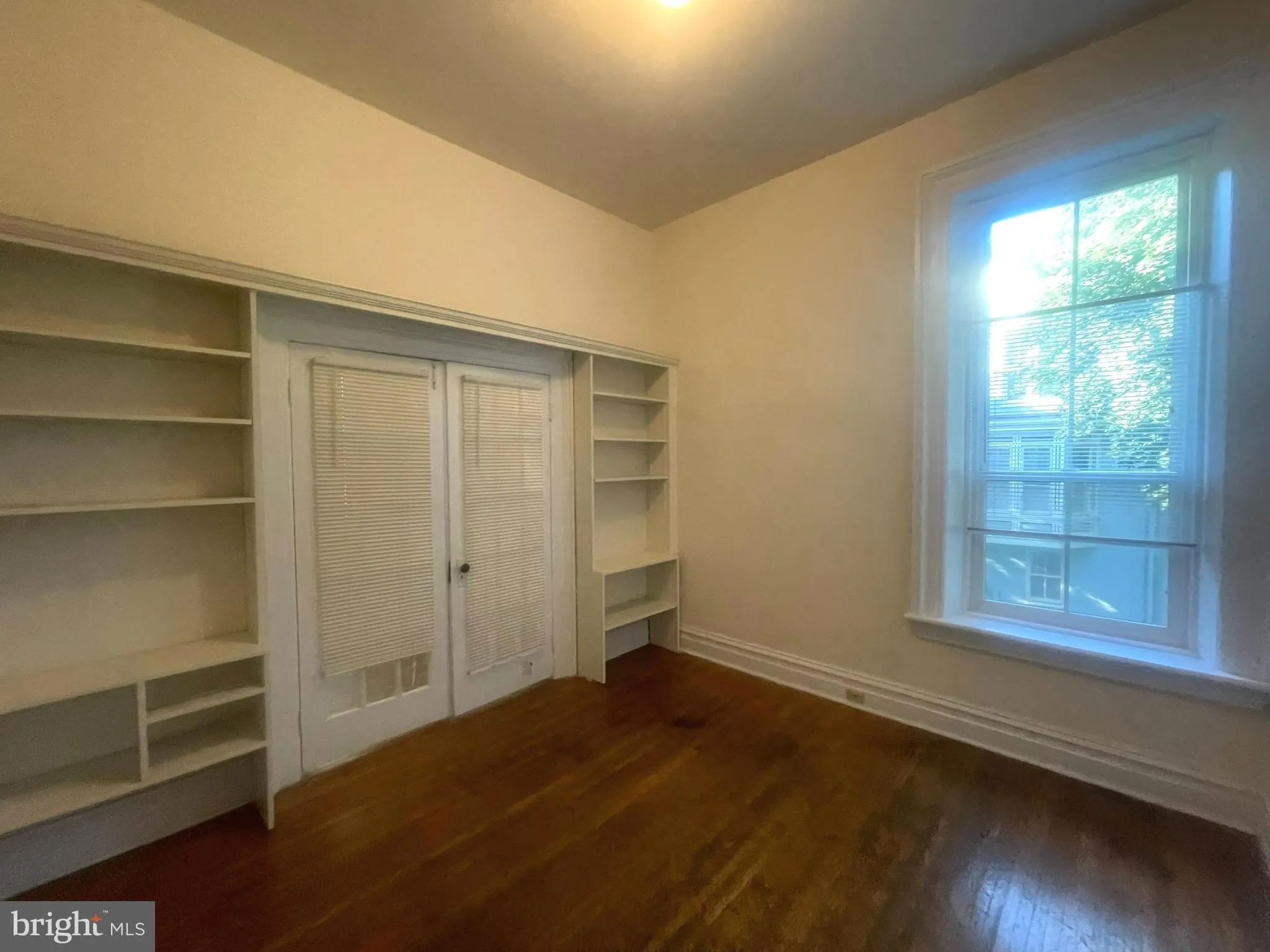 Hagerstown, Maryland 21740, United States, 2 Bedrooms Bedrooms, ,1 BathroomBathrooms,Residential,Pending,167637