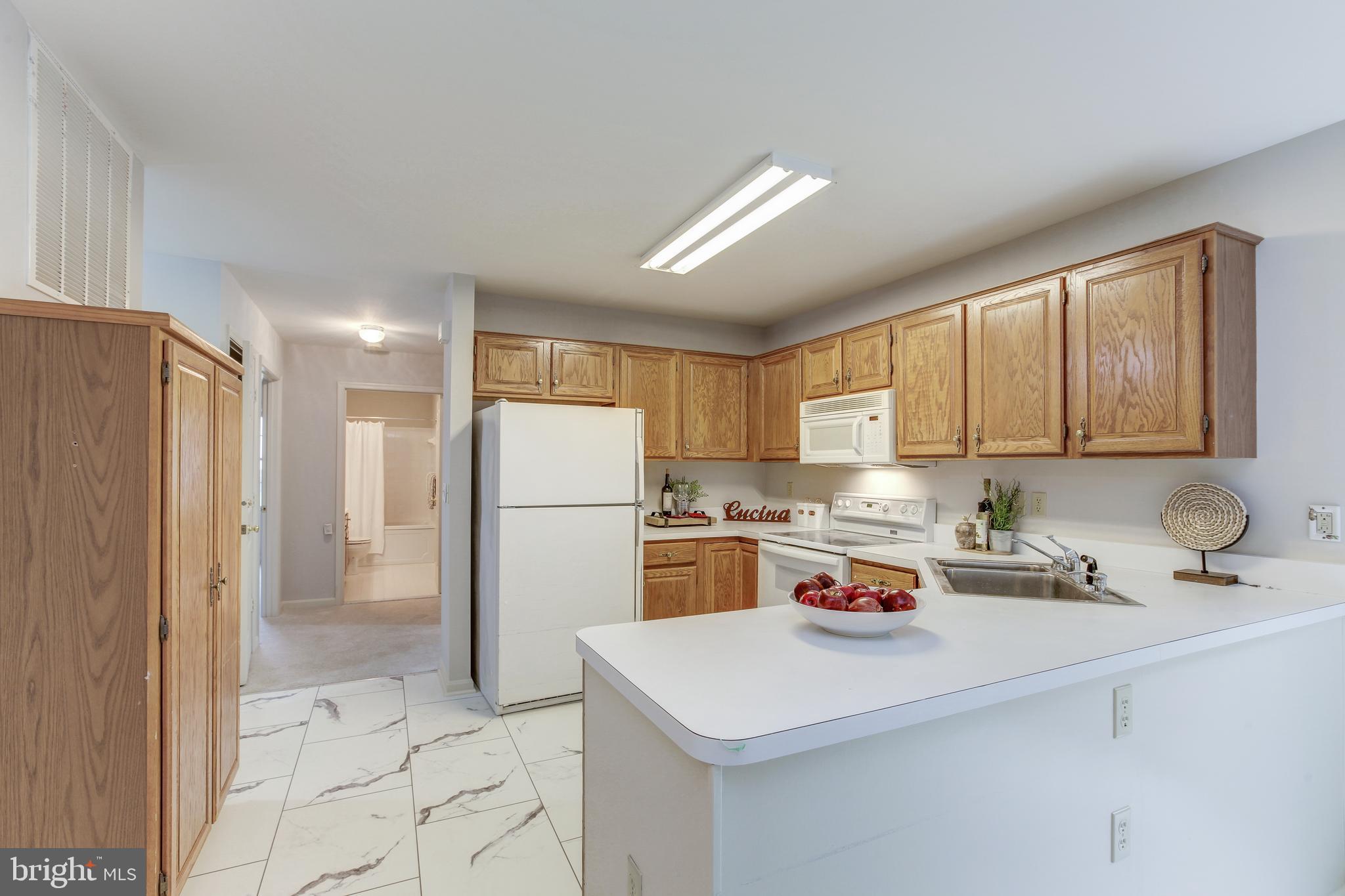 BUCKINGHAM HILLS - Residential