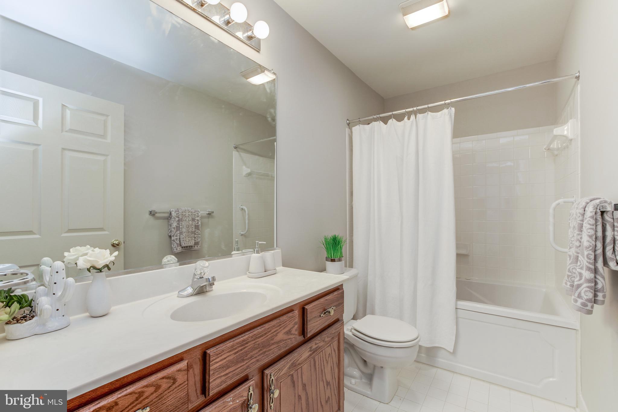 BUCKINGHAM HILLS - Residential