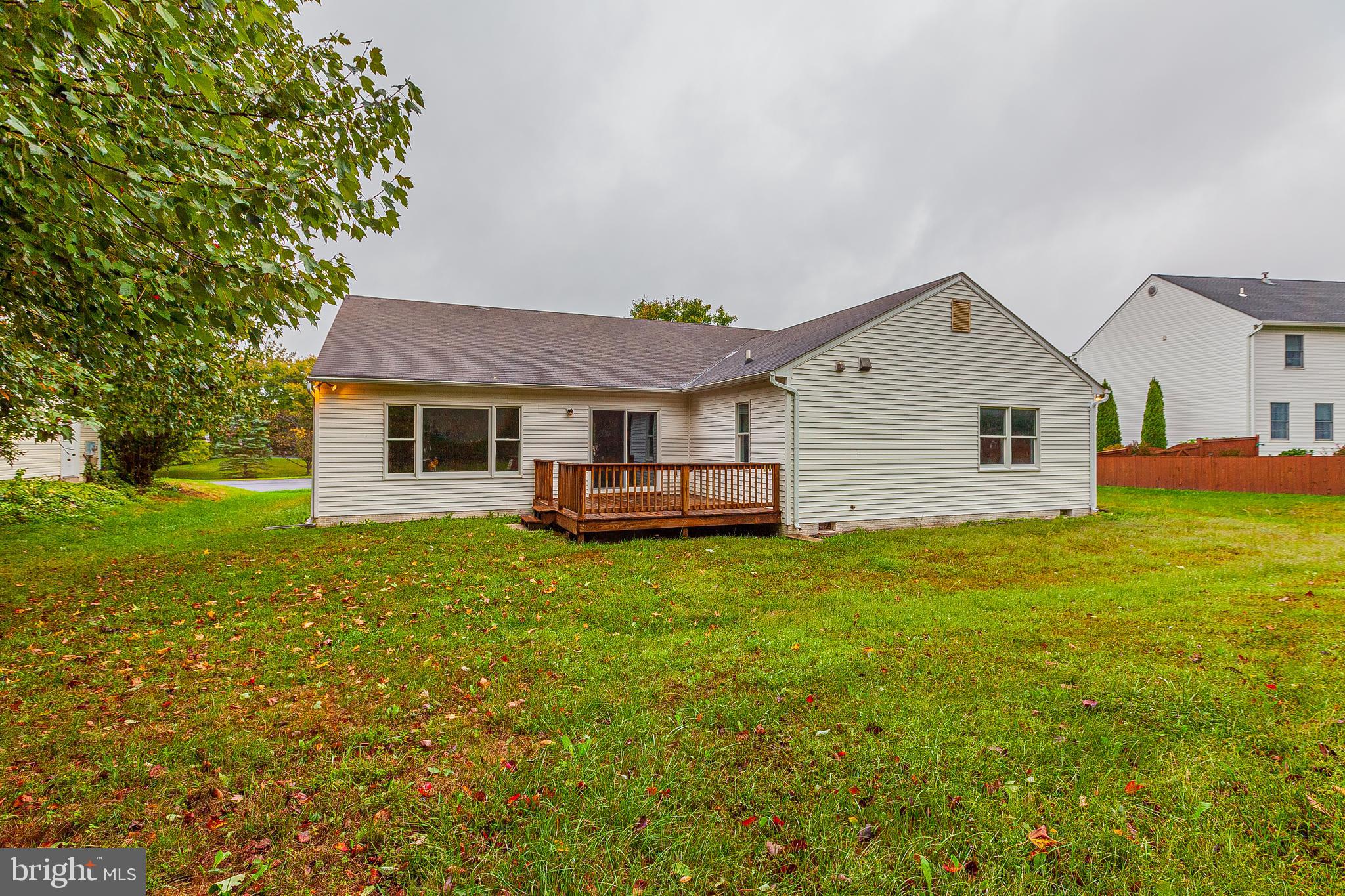 BUCKINGHAM HILLS - Residential