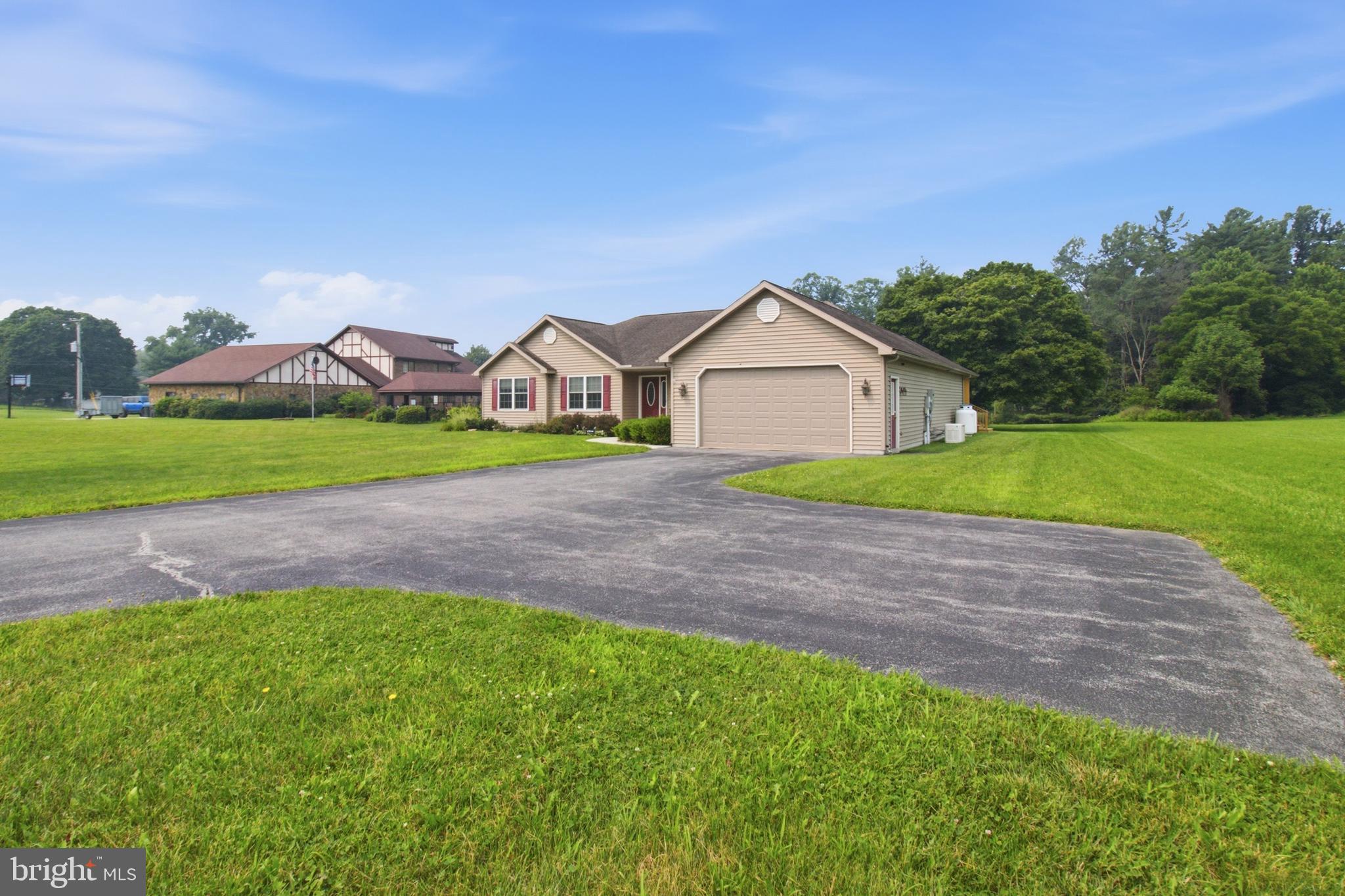 2816 BALD EAGLE PIKE