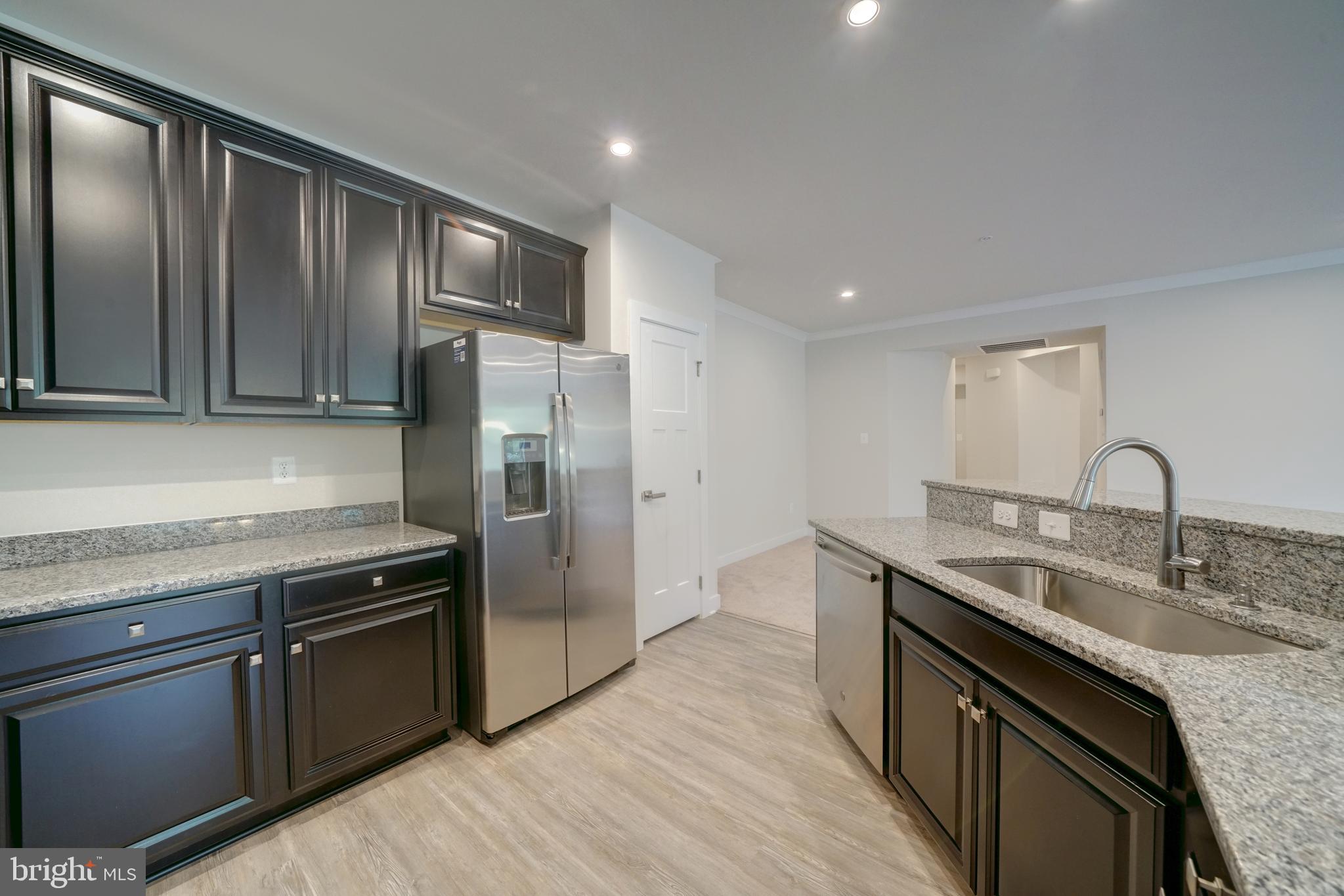 LAKE LINGANORE TOWN CENTER - Residential Lease