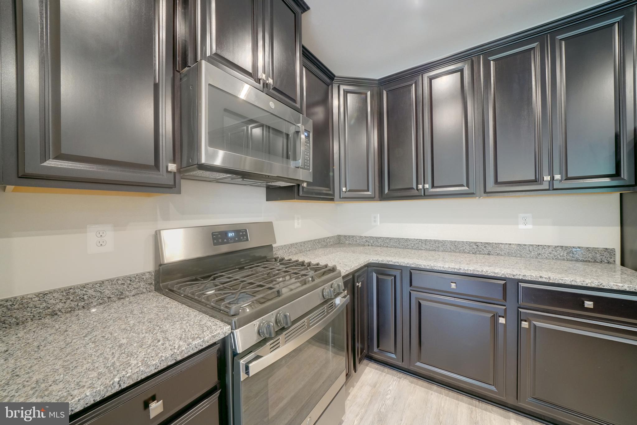 LAKE LINGANORE TOWN CENTER - Residential Lease