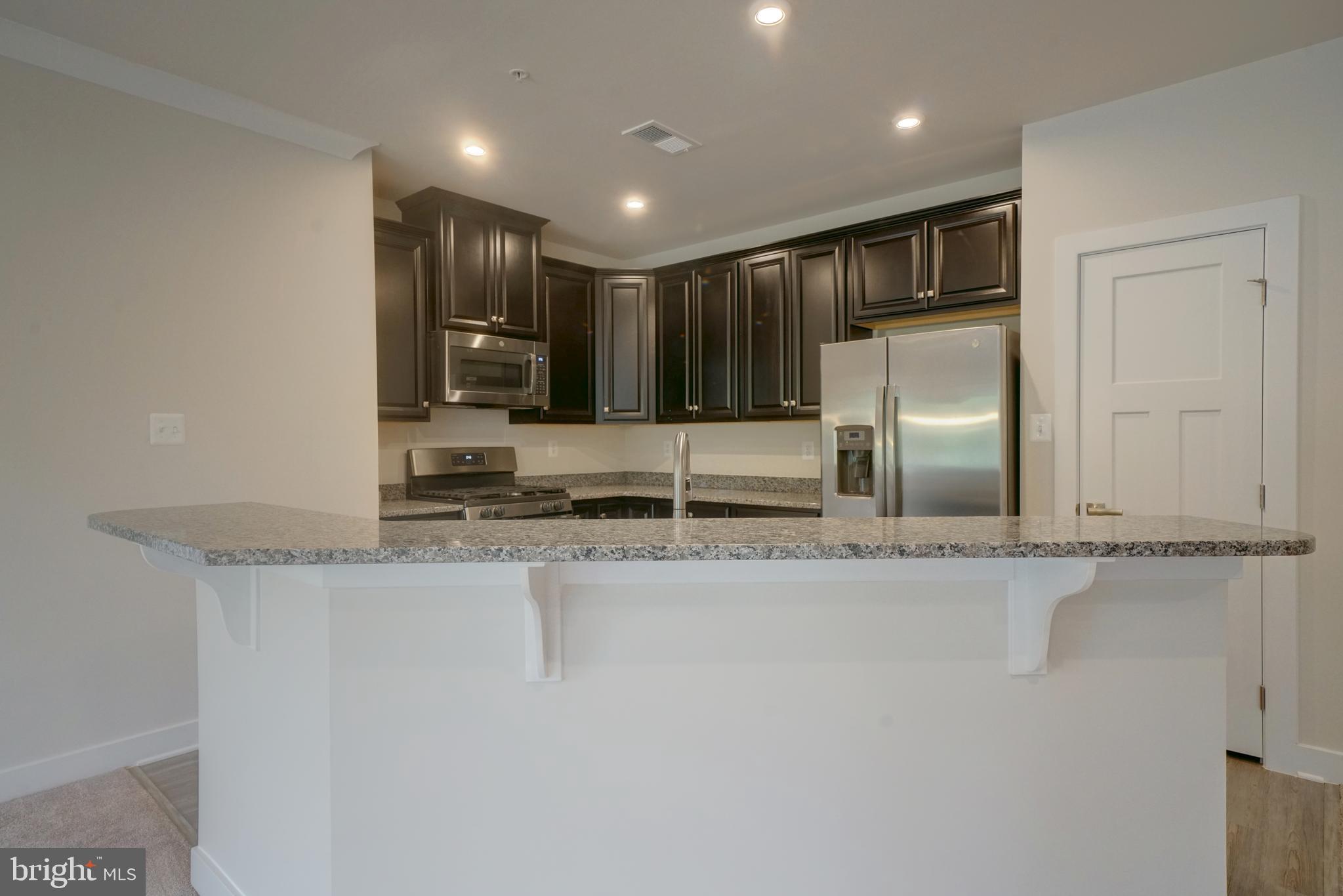 LAKE LINGANORE TOWN CENTER - Residential Lease