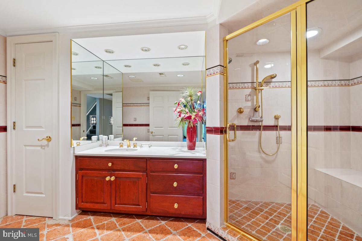 FALLSBERRY - Residential