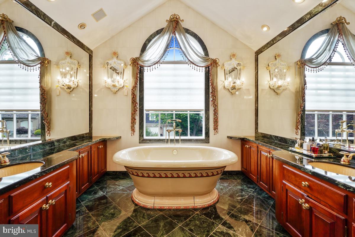 FALLSBERRY - Residential