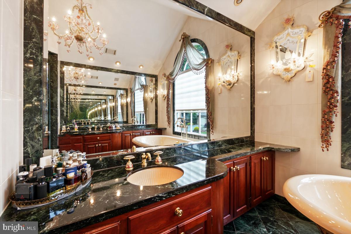 FALLSBERRY - Residential